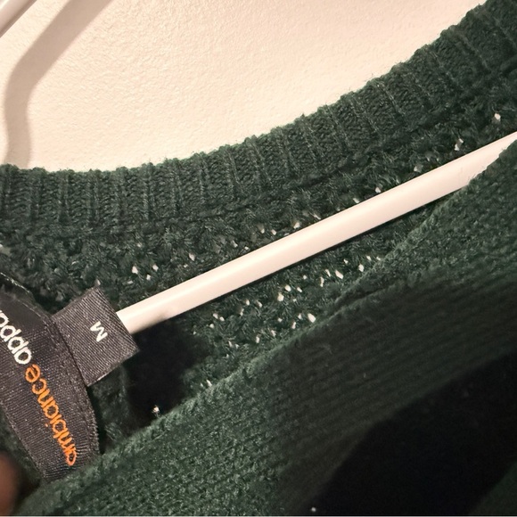Ambiance apparel Forest Green Knit Sweater size Medium - Picture 4 of 4